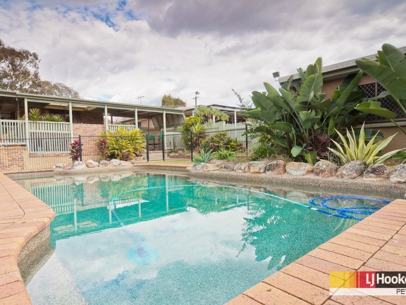 54 Young Street, Petrie QLD 4502