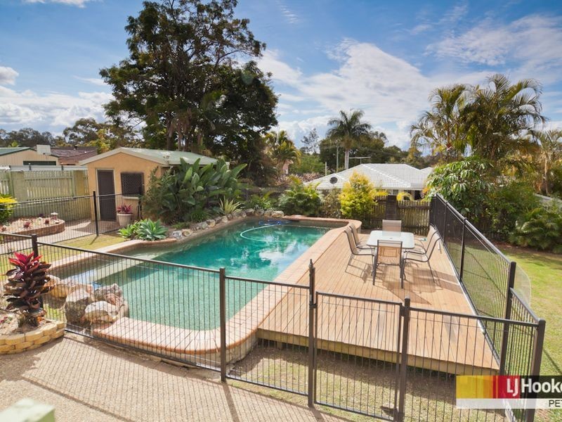 54 Young Street, Petrie QLD 4502