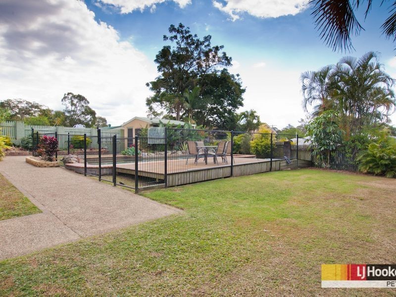 54 Young Street, Petrie QLD 4502