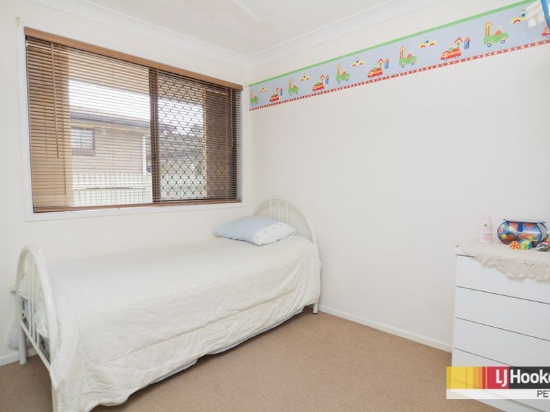 54 Young Street, Petrie QLD 4502