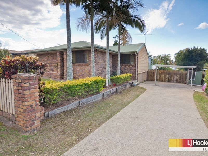 54 Young Street, Petrie QLD 4502