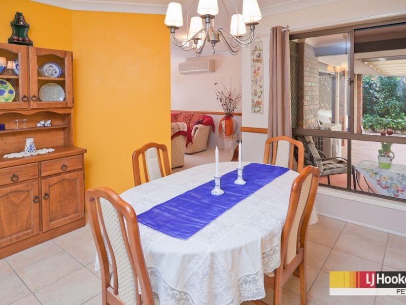 16 Chabrol Court, Petrie QLD 4502