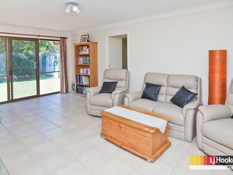16 Chabrol Court, Petrie QLD 4502
