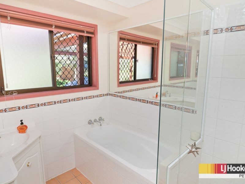 16 Chabrol Court, Petrie QLD 4502