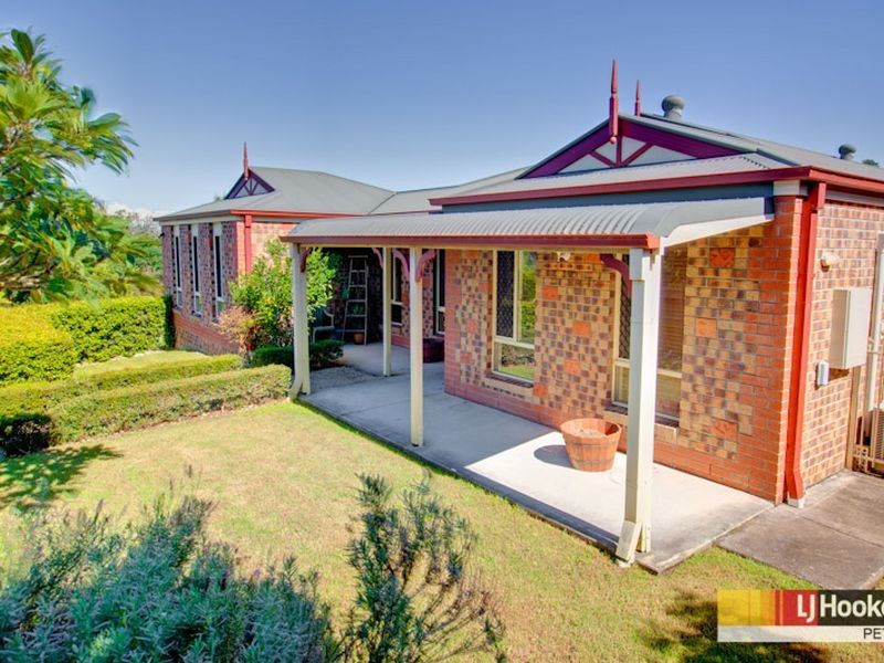 5 Markwell Court, Petrie QLD 4502