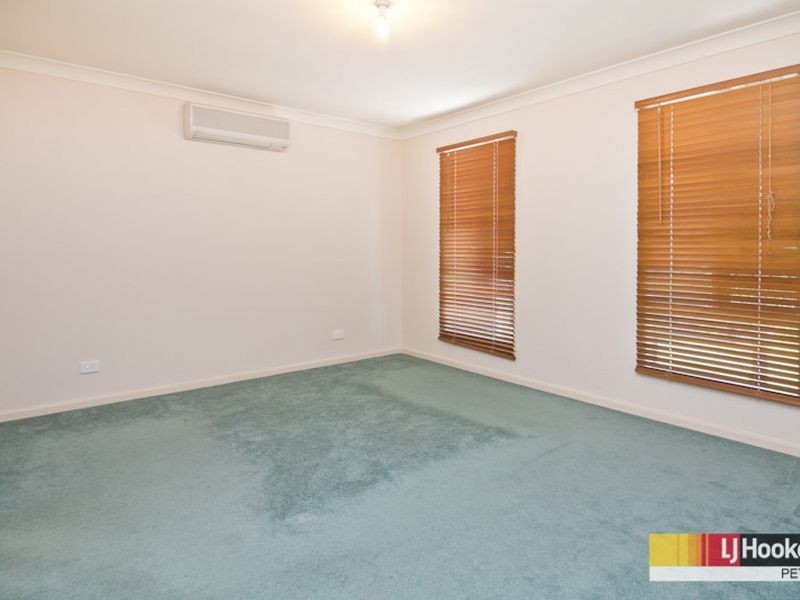 5 Markwell Court, Petrie QLD 4502