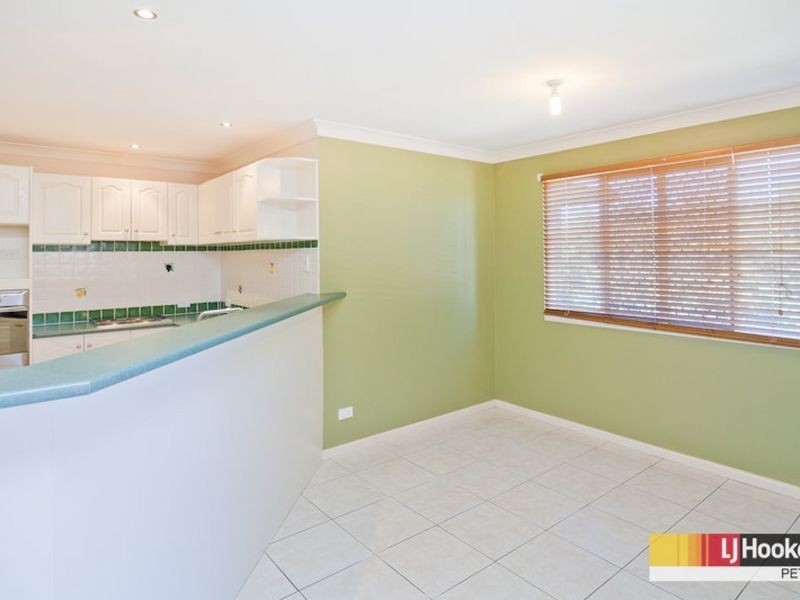 5 Markwell Court, Petrie QLD 4502