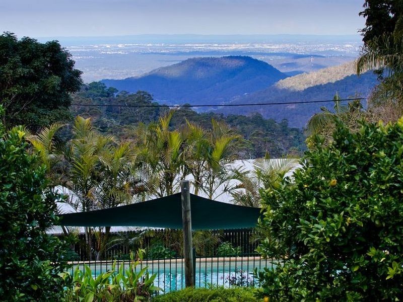 37 Fahey Road, Mount Glorious QLD 4520