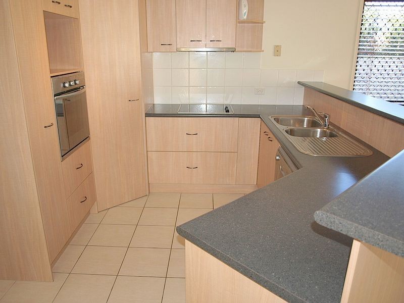 4/7 Slater Avenue, Lawnton QLD 4501