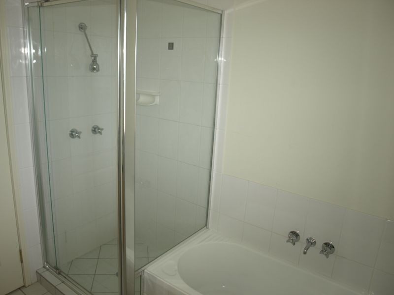 4/7 Slater Avenue, Lawnton QLD 4501