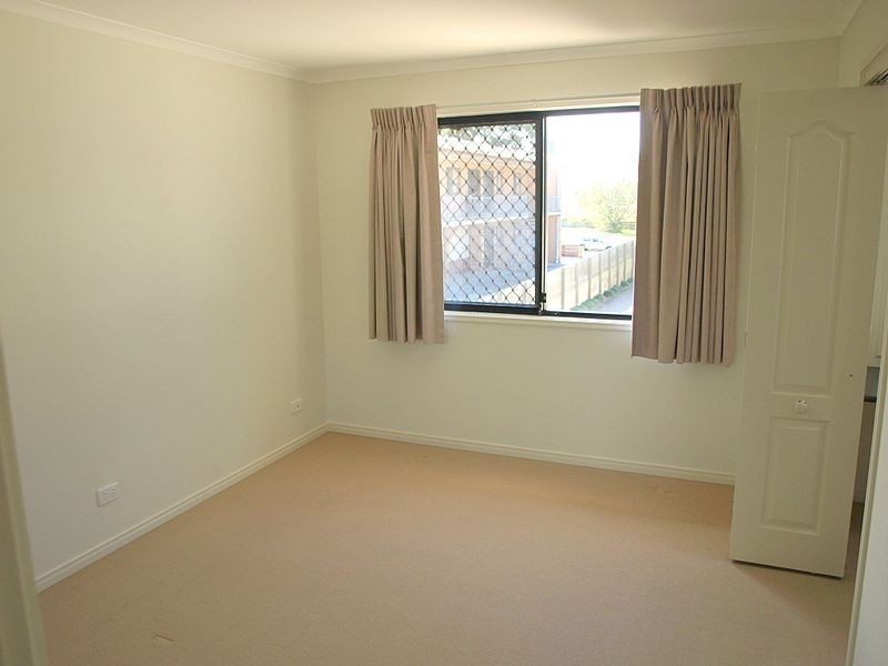 4/7 Slater Avenue, Lawnton QLD 4501