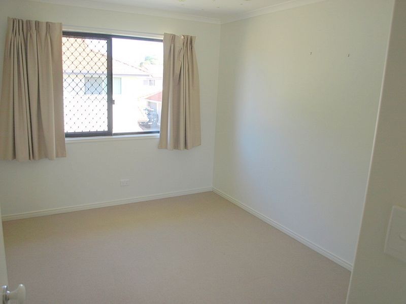 4/7 Slater Avenue, Lawnton QLD 4501