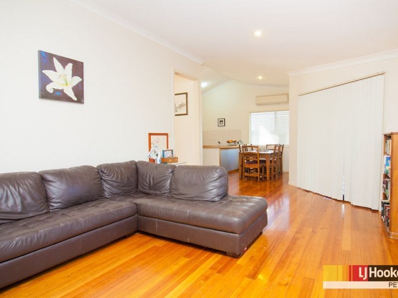 6 Webster Court, Petrie QLD 4502