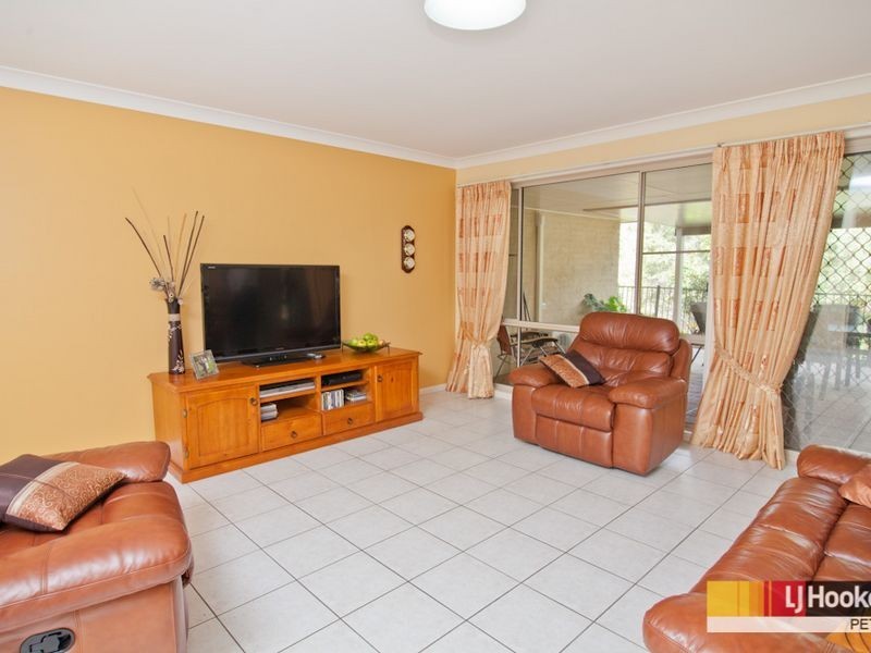 45 Kirri Avenue, Petrie QLD 4502
