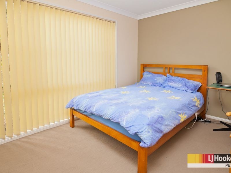 45 Kirri Avenue, Petrie QLD 4502