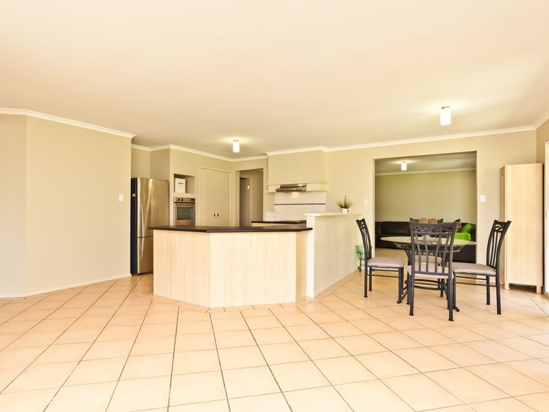 45 Affleck Avenue, Petrie QLD 4502