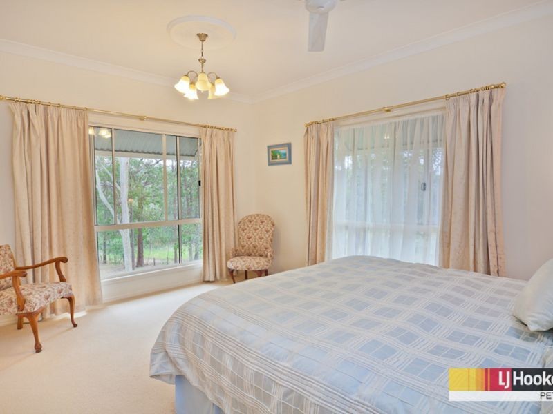 27 Hughes Road West, Dakabin QLD 4503