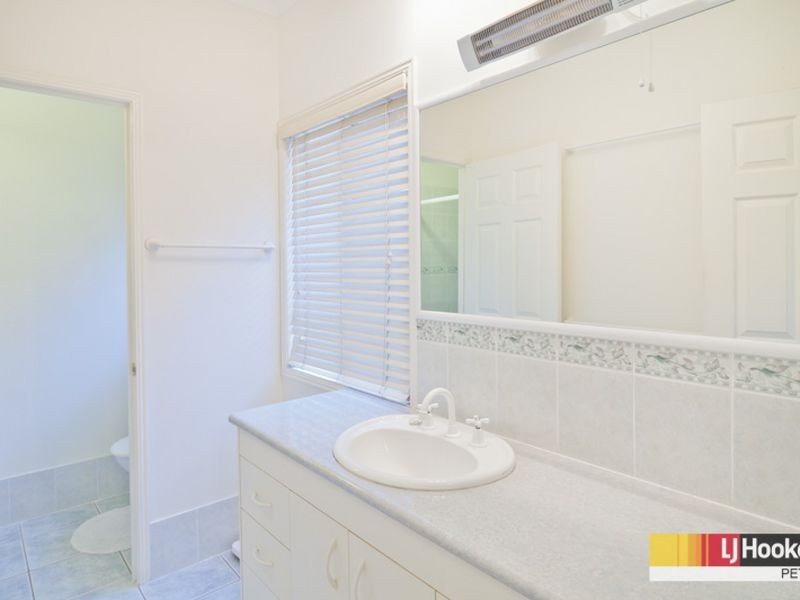 27 Hughes Road West, Dakabin QLD 4503