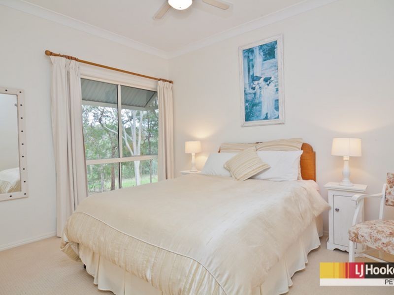 27 Hughes Road West, Dakabin QLD 4503