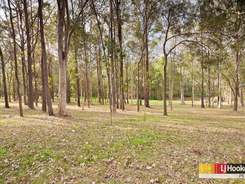 27 Hughes Road West, Dakabin QLD 4503