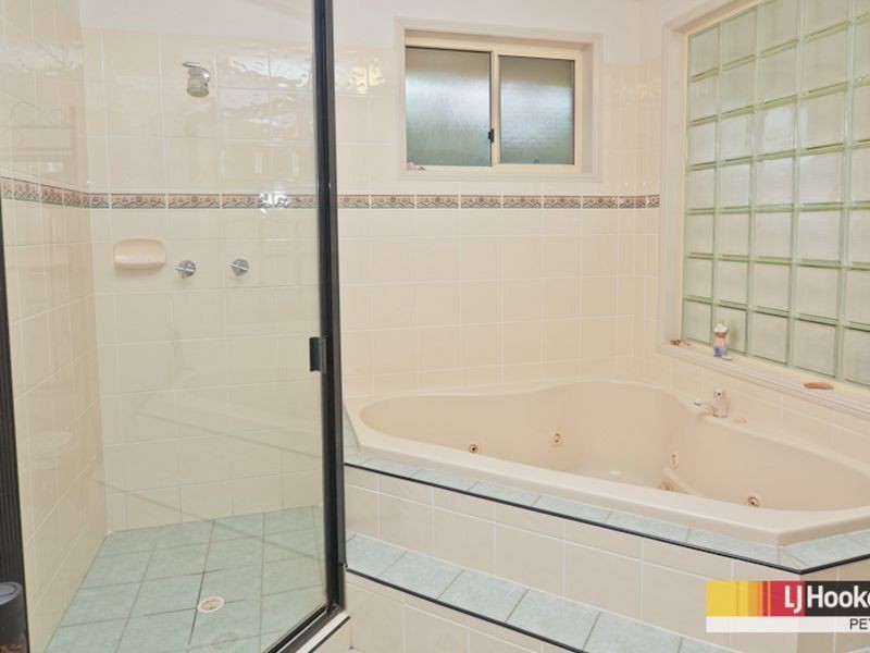 44 Affleck Avenue, Petrie QLD 4502