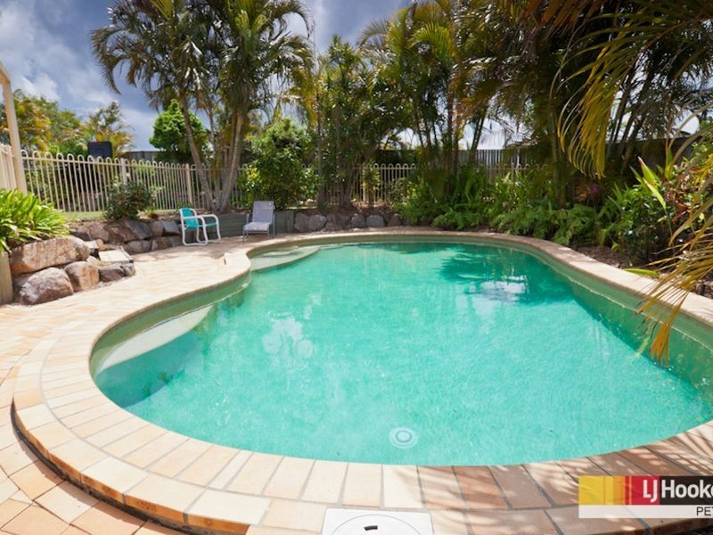 44 Affleck Avenue, Petrie QLD 4502