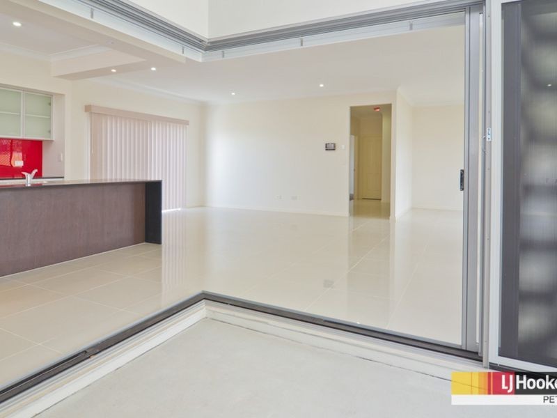 38 Clearwater Crescent, Murrumba Downs QLD 4503