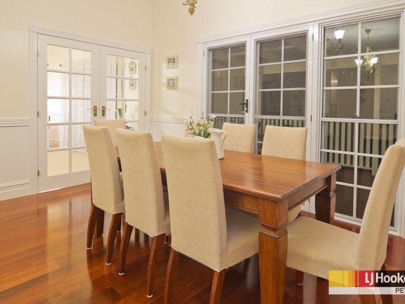 63 Kirri Avenue, Petrie QLD 4502