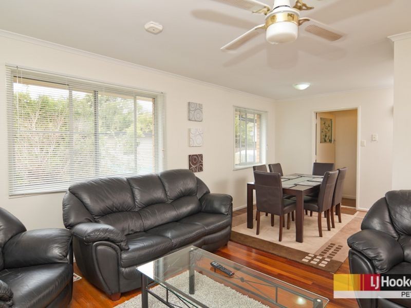 17 Greenaway Street, Lawnton QLD 4501