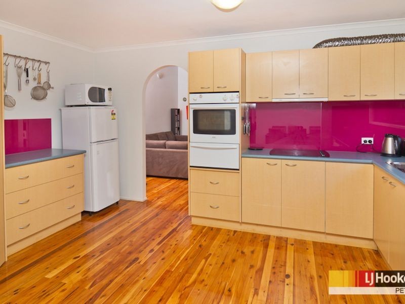 23 Chamberry Rd, Petrie QLD 4502