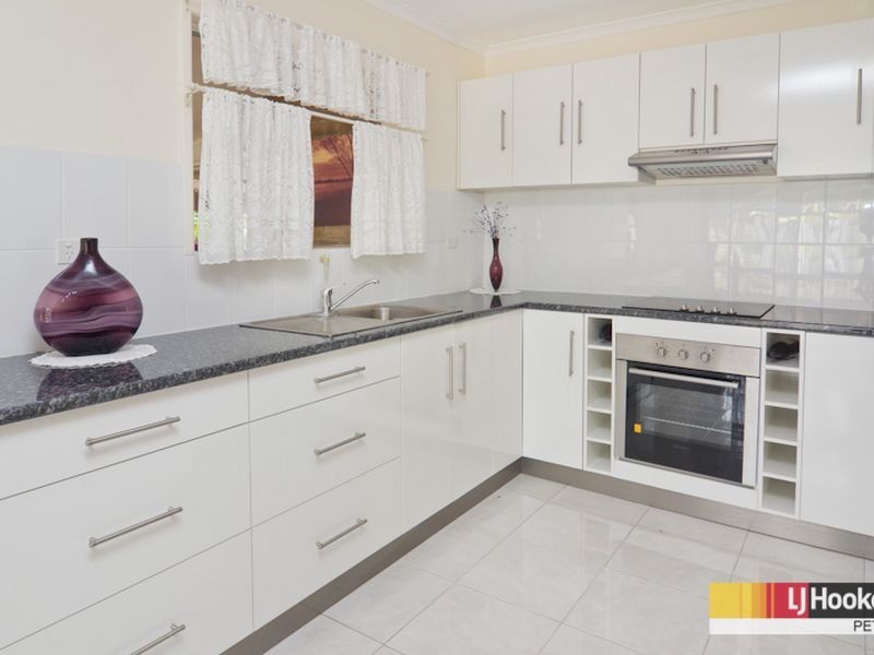 40 Frenchs Rd, Petrie QLD 4502