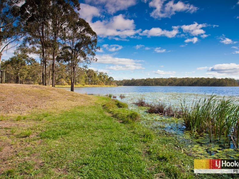40 Frenchs Rd, Petrie QLD 4502