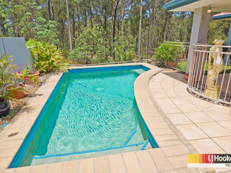 9 Mahogany Drive, Albany Creek QLD 4035