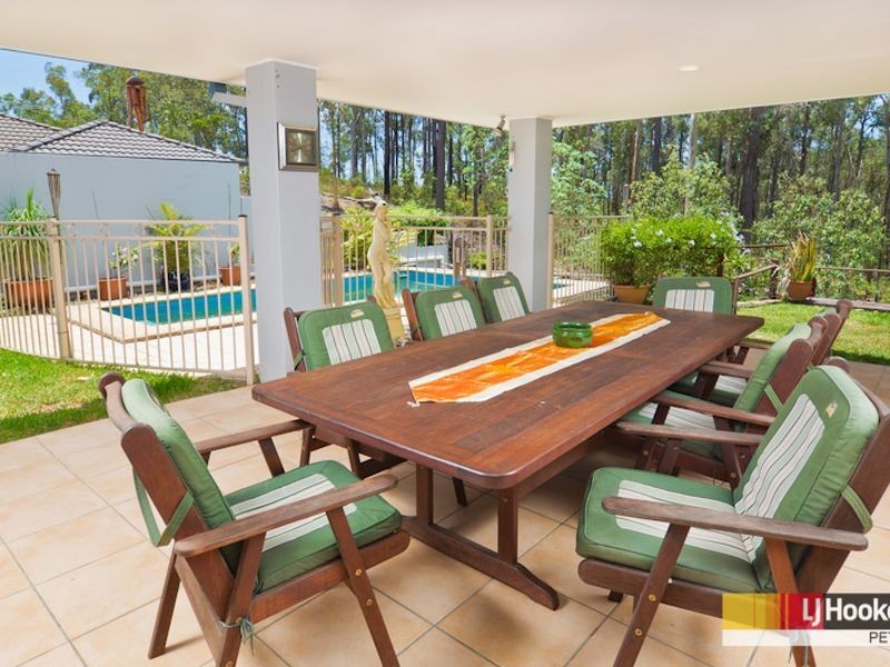 9 Mahogany Drive, Albany Creek QLD 4035