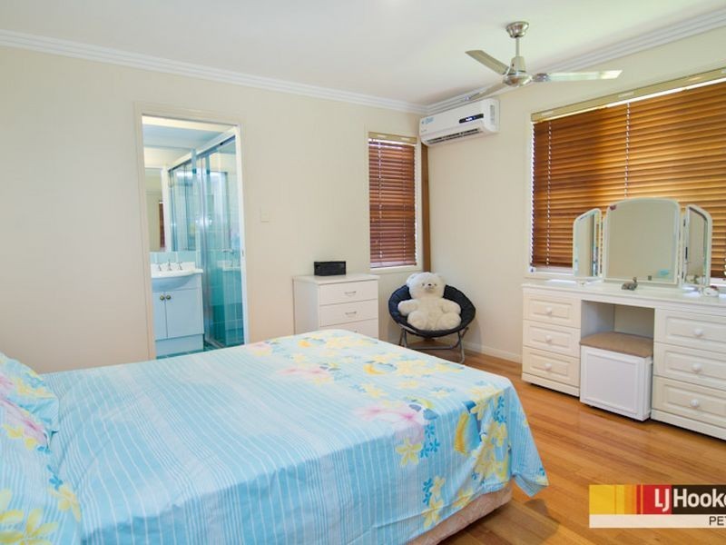 9 Mahogany Drive, Albany Creek QLD 4035