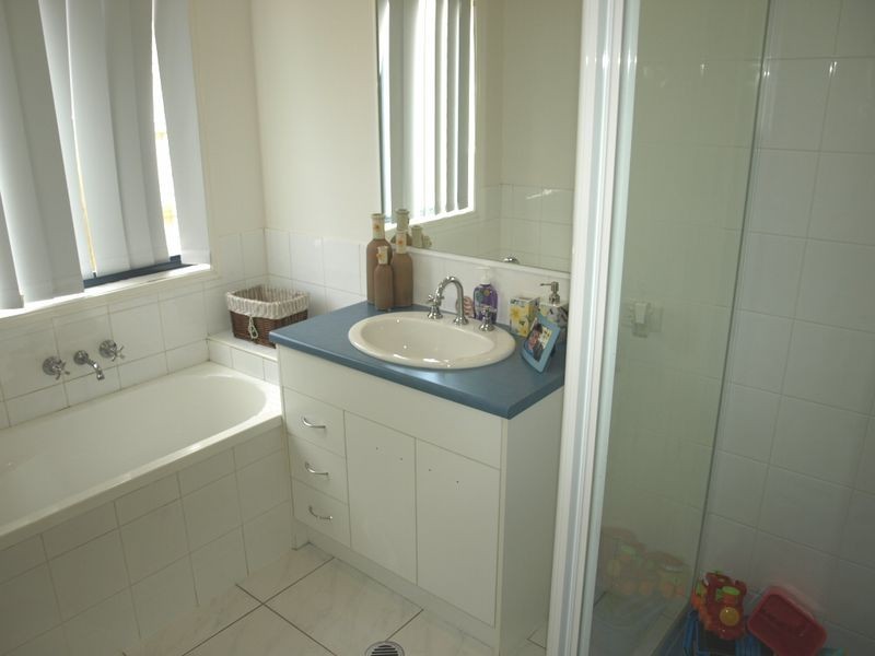 16B Amity Drive, Rothwell QLD 4022