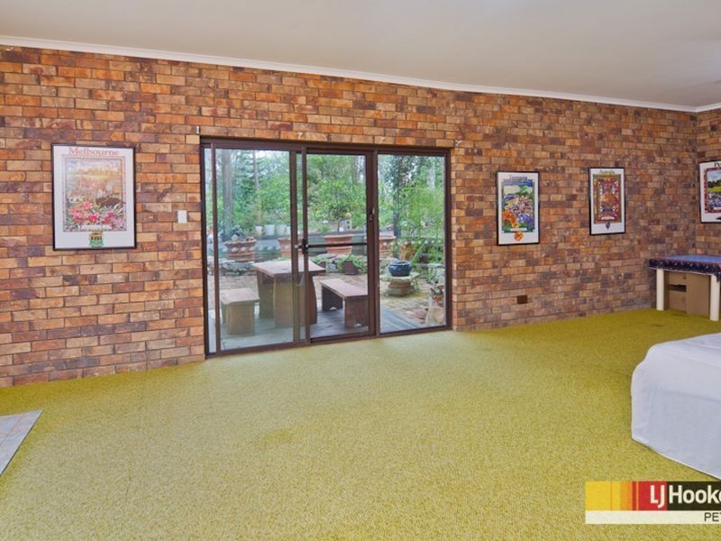 62 Vores Road, Whiteside QLD 4503