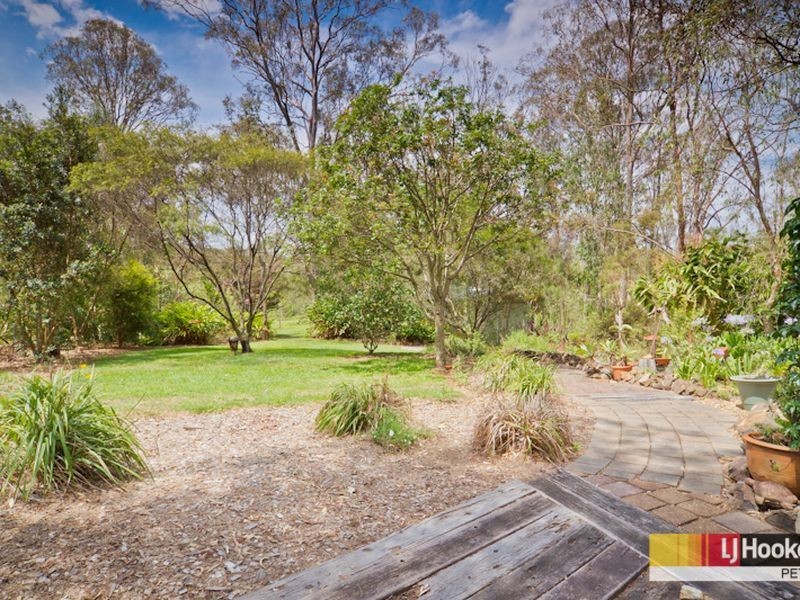 62 Vores Road, Whiteside QLD 4503