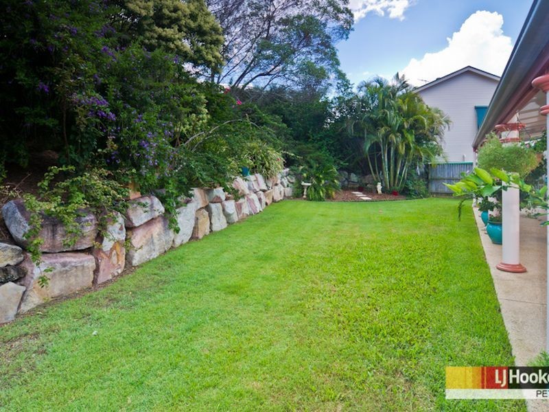 8 Midson Street, Petrie QLD 4502