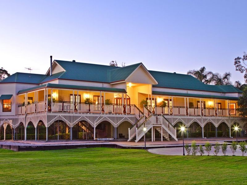 149 Campbell Parade, Beachmere QLD 4510