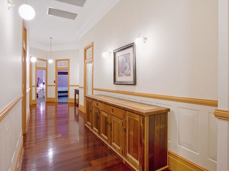 149 Campbell Parade, Beachmere QLD 4510