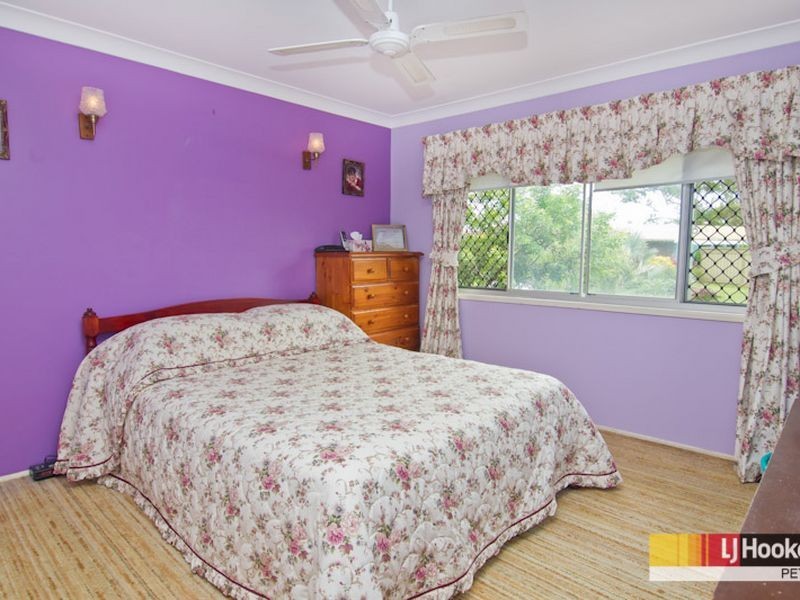 3 Roseville Street, Petrie QLD 4502