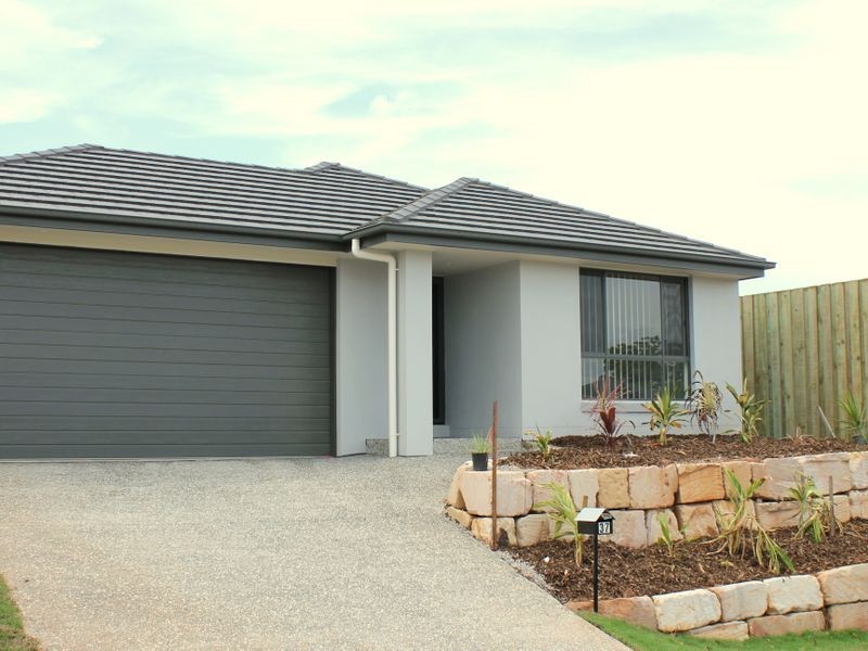 37 Clearwater Crescent, Murrumba Downs QLD 4503