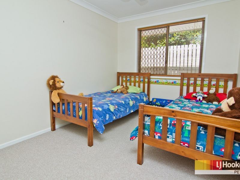 24 Toulouse Avenue, Petrie QLD 4502