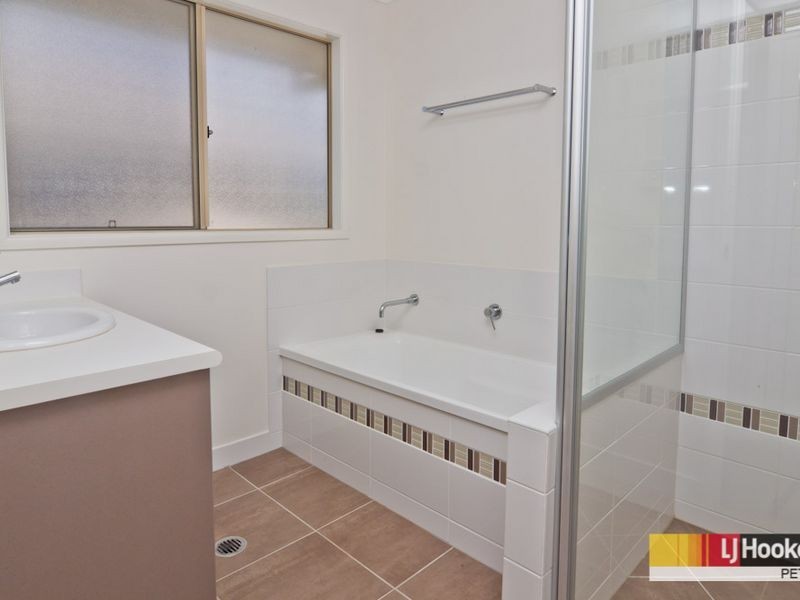 41 Daintree Circuit, North Lakes QLD 4509