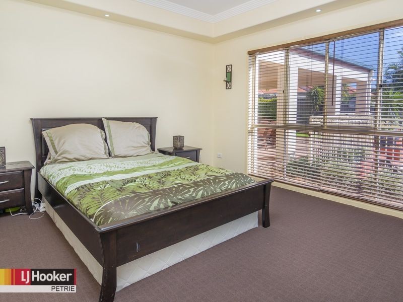 8 Turnbull Court, Petrie QLD 4502