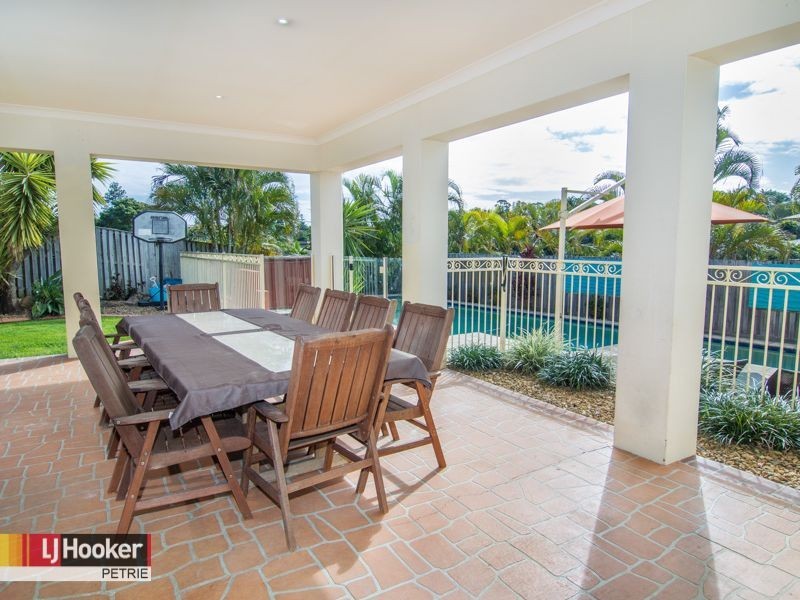 8 Turnbull Court, Petrie QLD 4502