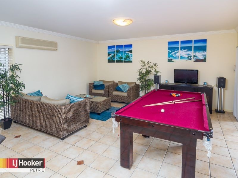 8 Turnbull Court, Petrie QLD 4502