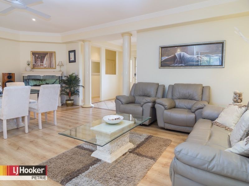 8 Turnbull Court, Petrie QLD 4502