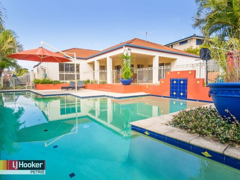 8 Turnbull Court, Petrie QLD 4502